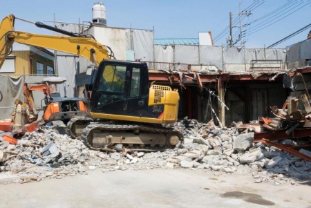 Les &eacute;tapes essentielles pour la d&eacute;molition d'une maison &agrave; AMIGNY-ROUY