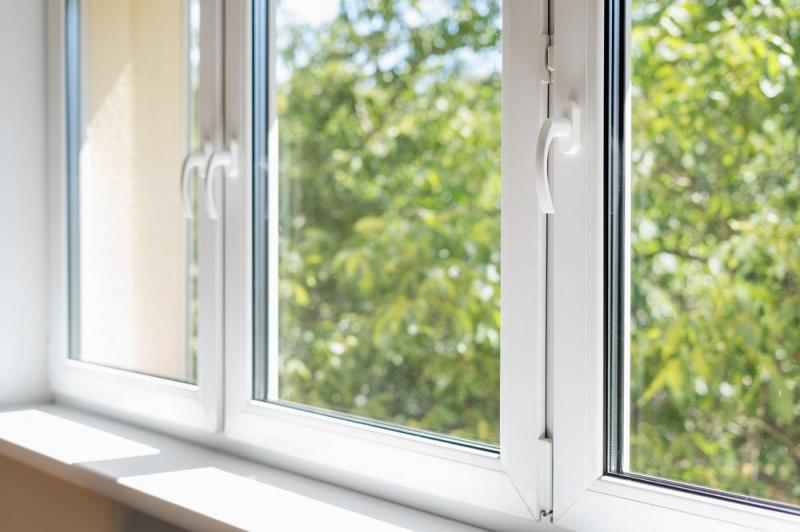 Faut-il privil&eacute;gier le bois ou le PVC pour une menuiserie ext&eacute;rieure &agrave; Tergnier ?